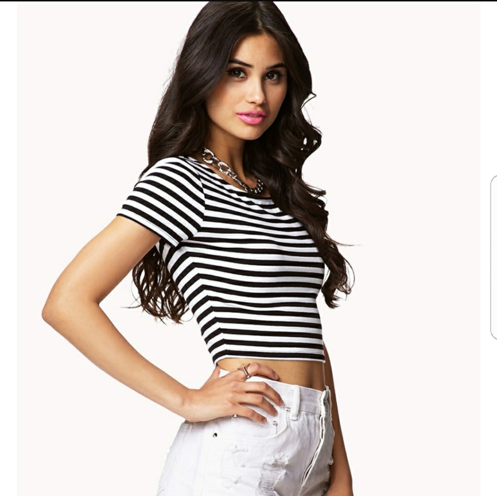 SOLD‼️🚫crop topForever 21